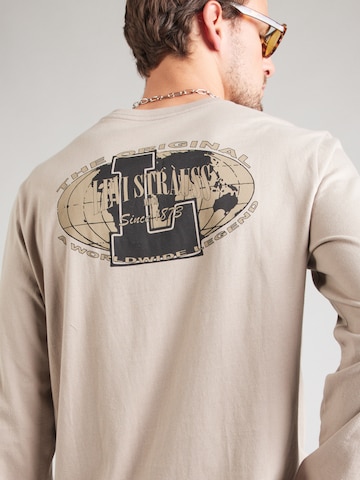 Tricou 'Relaxed Long Sleeve Graphic Tee' de la LEVI'S ® pe alb