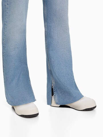 Bershka Wide Leg Jeans in Blau