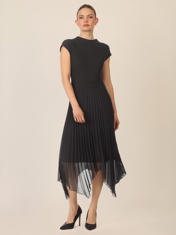 APART Dress in Black: front