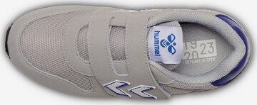 Hummel Sneaker in Grau