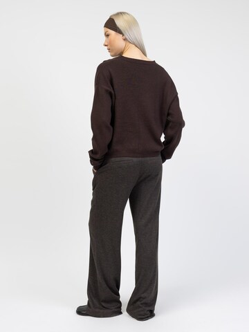 BROKE + SCHÖN Knit Cardigan in Brown