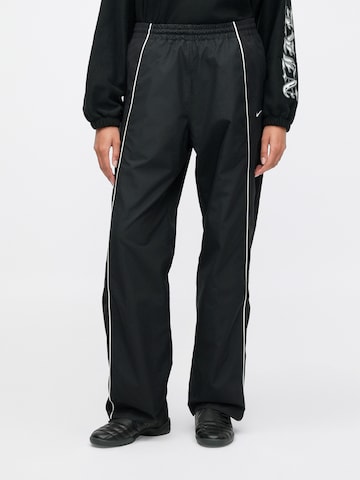 Nike Sportswear - Perna larga Calças em preto: frente