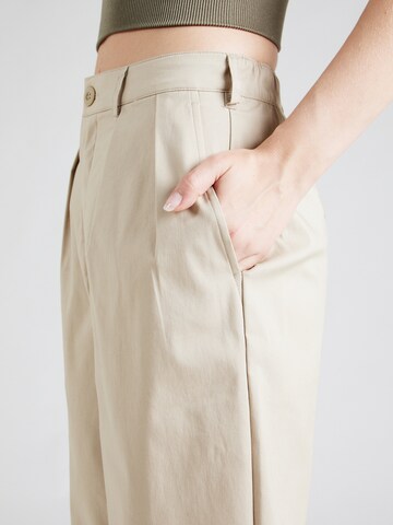 new balance Tapered Hose 'Boylston' in Beige