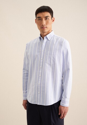 Coupe regular Chemise SEIDENSTICKER en bleu : devant