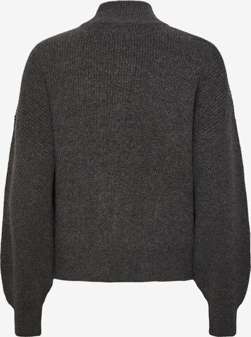 PIECES Sweater 'FIRE' in Grey