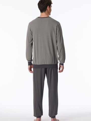 SCHIESSER - Pijama largo ' Comfort Essentials ' en gris