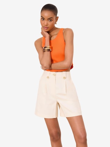 Lipsy Παντελόνι πλισέ σε μπεζ: μπροστά