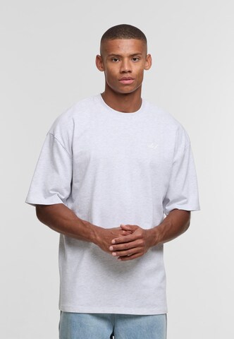 DEF T-Shirts 'Leader' in Grau: Vorderseite