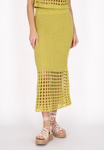 IZIA - Falda en amarillo: frente