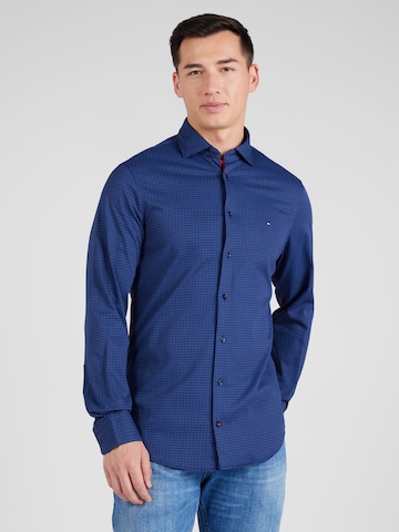 Tommy Hilfiger Tailored - Ajuste estrecho Camisa en azul: frente