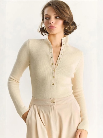 Bianco Lucci Trui in Beige