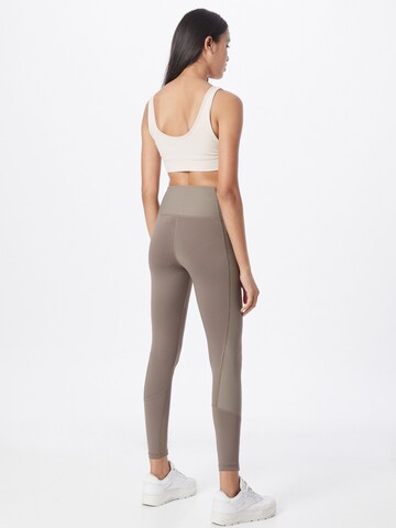 Skinny Pantaloni sport de la Reebok pe gri