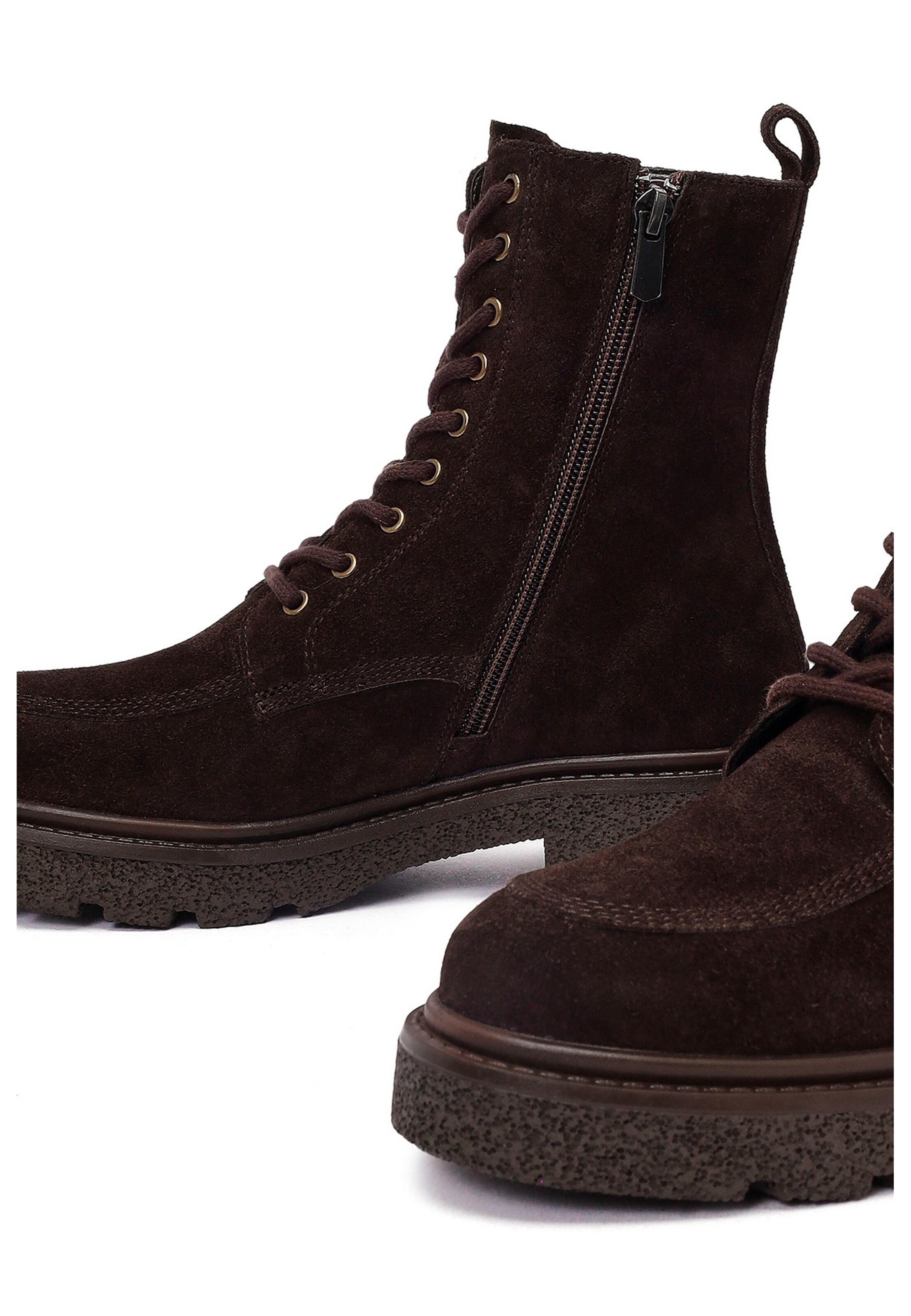 Derimod - Botines con cordones en marrón