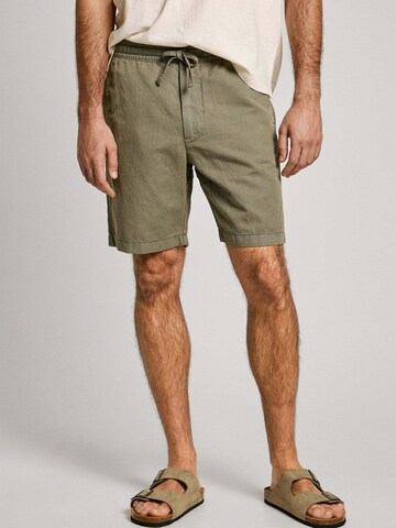 Pepe Jeans Loose fit Pants in Green: front