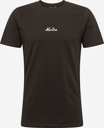 T-Shirt NEW ERA en noir : devant