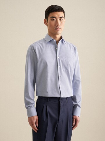 Coupe regular Chemise SEIDENSTICKER en bleu : devant