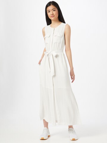 Robe-chemise Banana Republic en blanc : devant