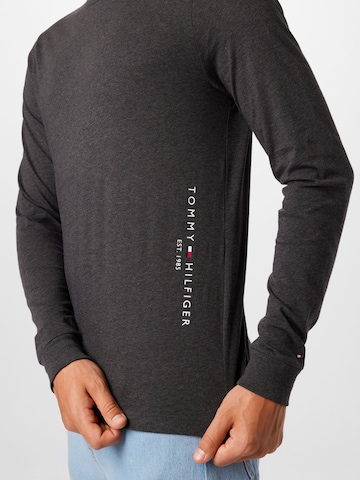 T-Shirt TOMMY HILFIGER en gris