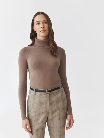 Regular Pantalon à plis ' LATONI 2' TATUUM en marron