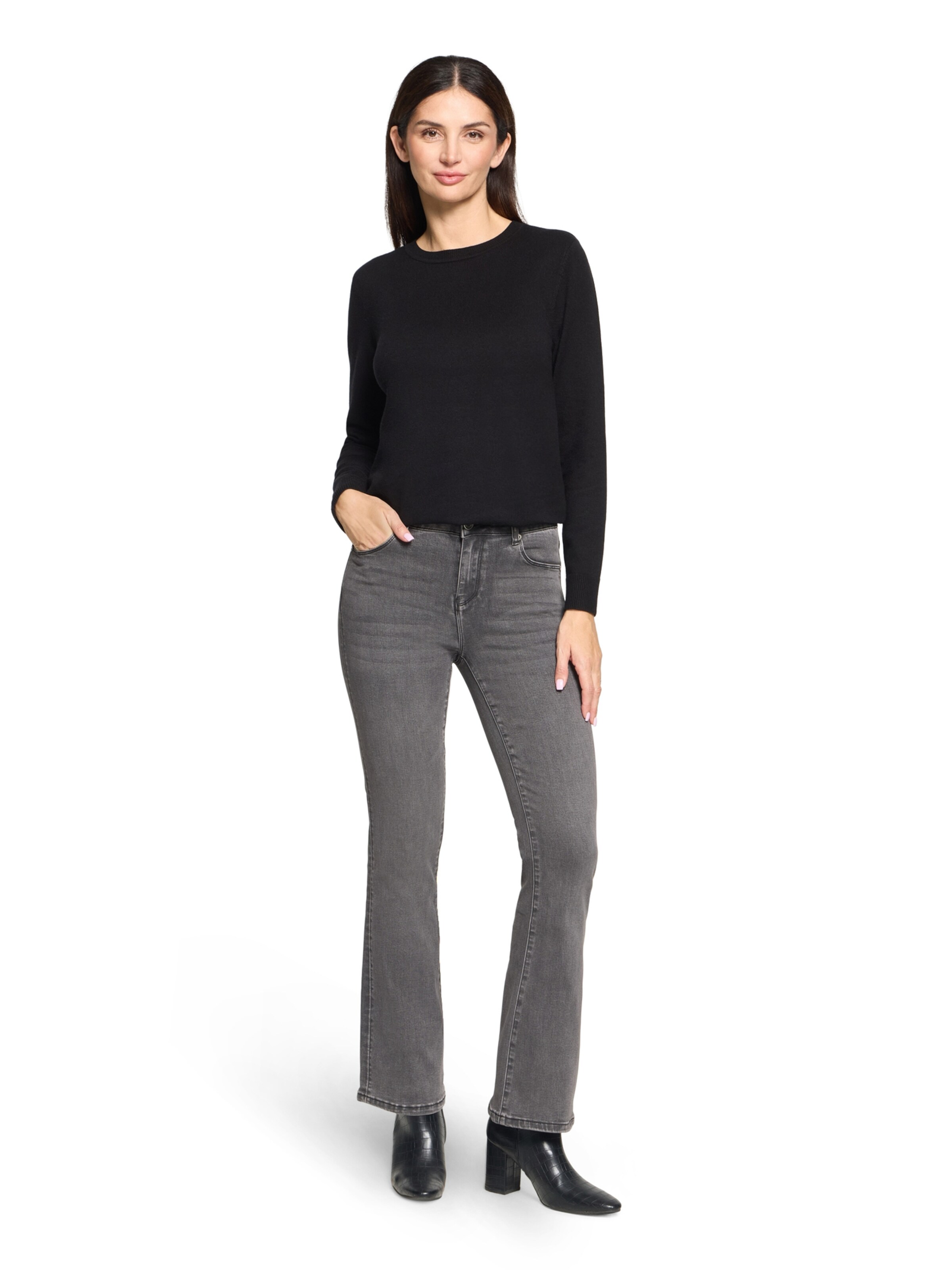 Betty Barclay Sweater in Black