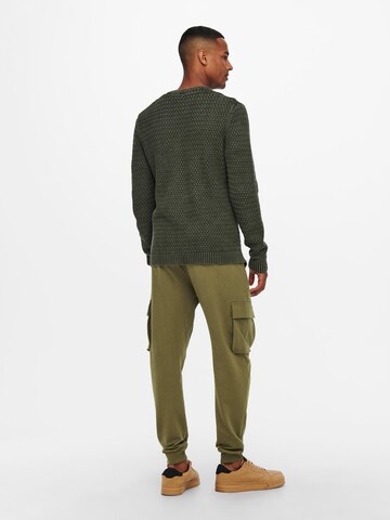 Only & Sons Tapered Cargobroek 'Kian' in Groen