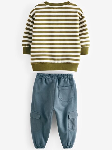 Next - Conjunto en verde