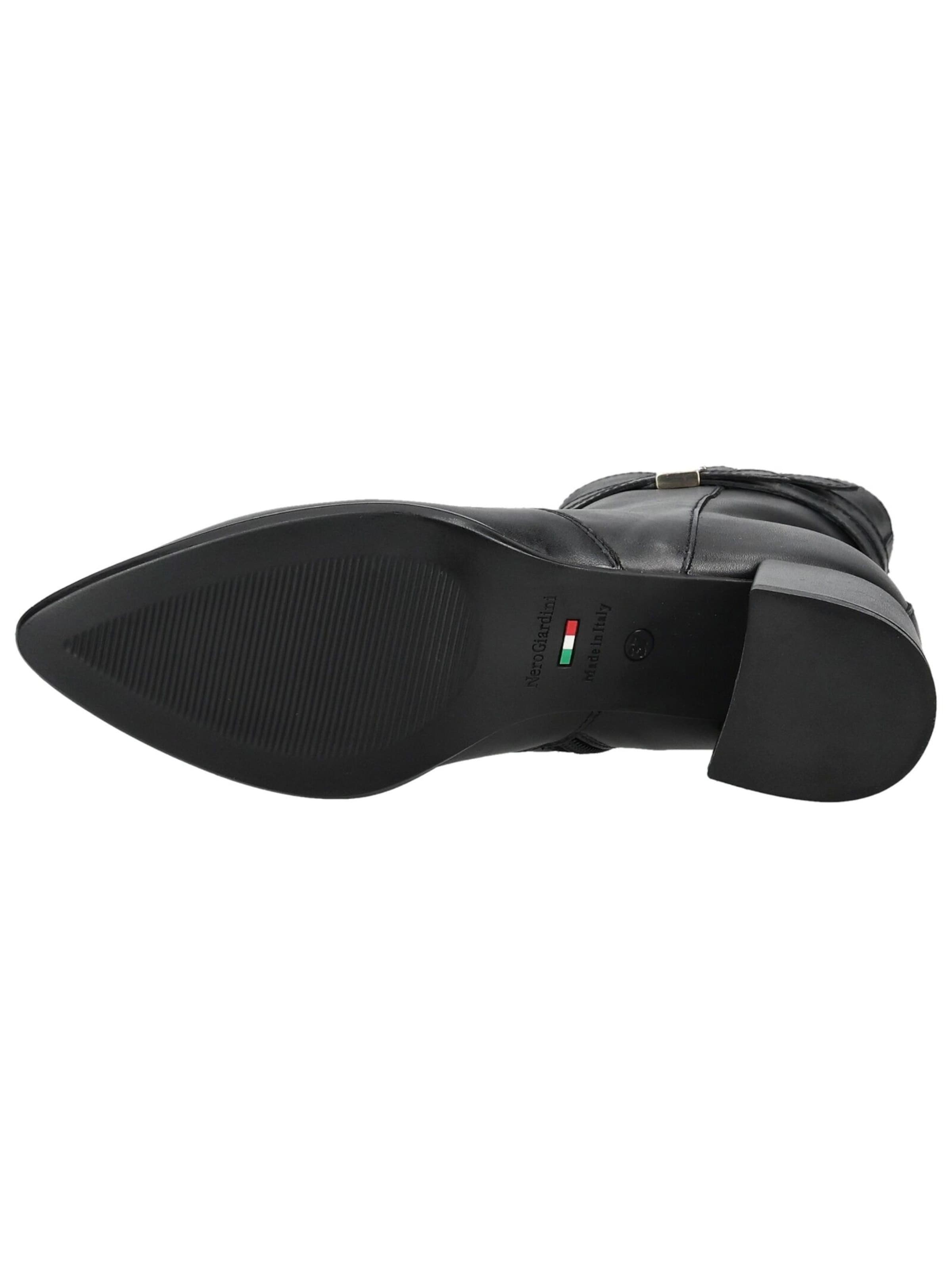 Nero Giardini Ankle Boots in Black