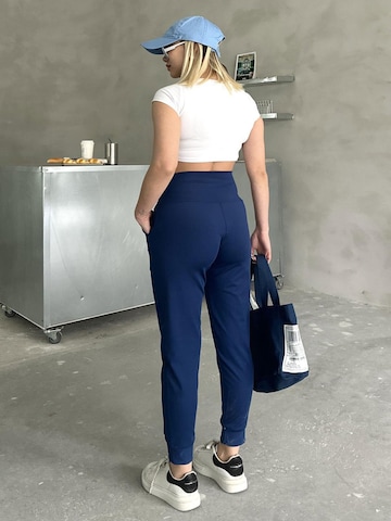 C&City Tapered Hose‌‌‌‌‌ in Blau