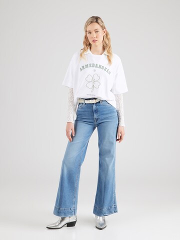 ARMEDANGELS - Camiseta 'GIANNAA FORTUNE' en blanco