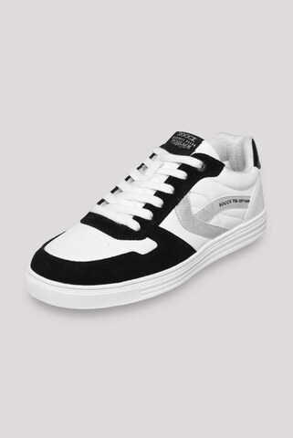 Soccx Sneakers in Black: front
