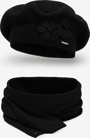 Vivisence Beanie '7007 Set' in Black: front