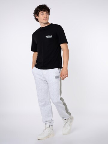 Sublevel Shirt 'Worldwide' in Black