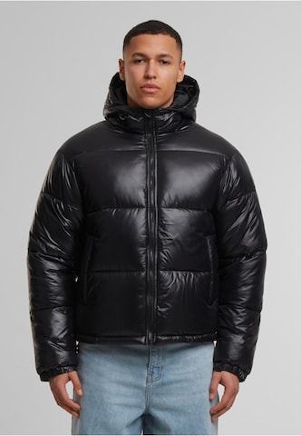 Urban Classics Jacke in Schwarz: Vorderseite