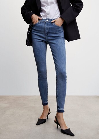 MANGO Skinny Jeans 'Newanne' i blå: framsida