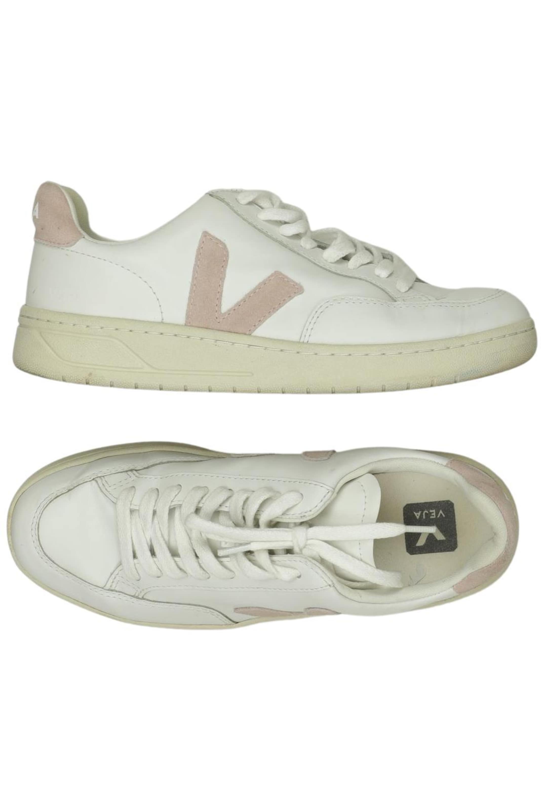 Veja Sneakers & Trainers in 39 in White: front