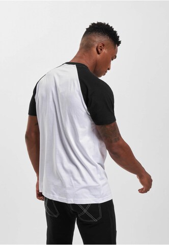 T-Shirt ROCAWEAR en blanc