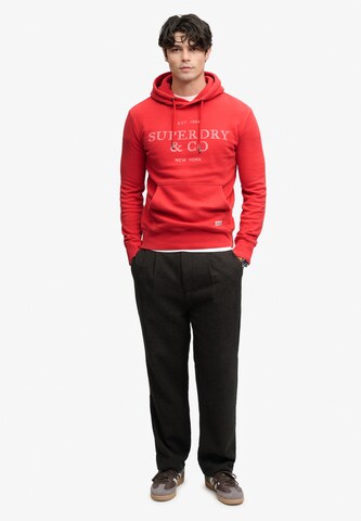 Superdry & Co Sweatshirt '1954 Company' in Rood