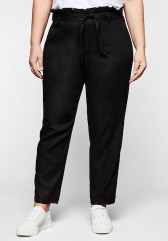 SHEEGO Regular Pants in Black: front