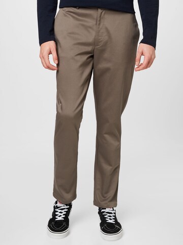 Regular Pantalon chino 'Silas' ABOUT YOU en gris : devant