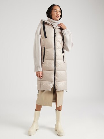 Sublevel Vest in Beige: front
