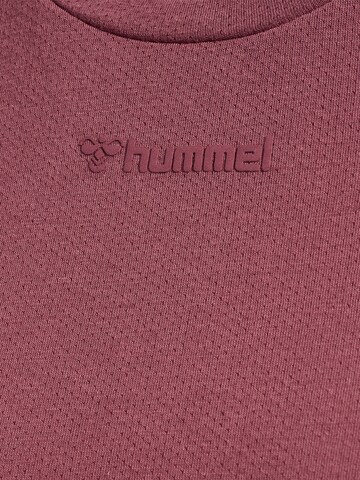 Hummel Performance Shirt 'Vanja' in Pink