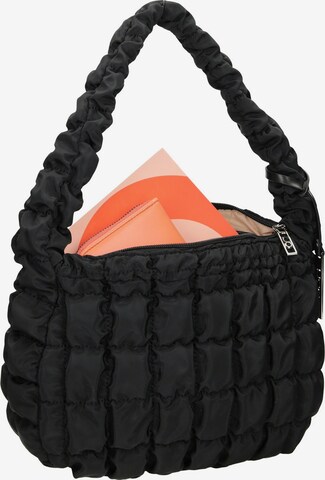 NOBO Schultertasche 'Quilted' in Schwarz