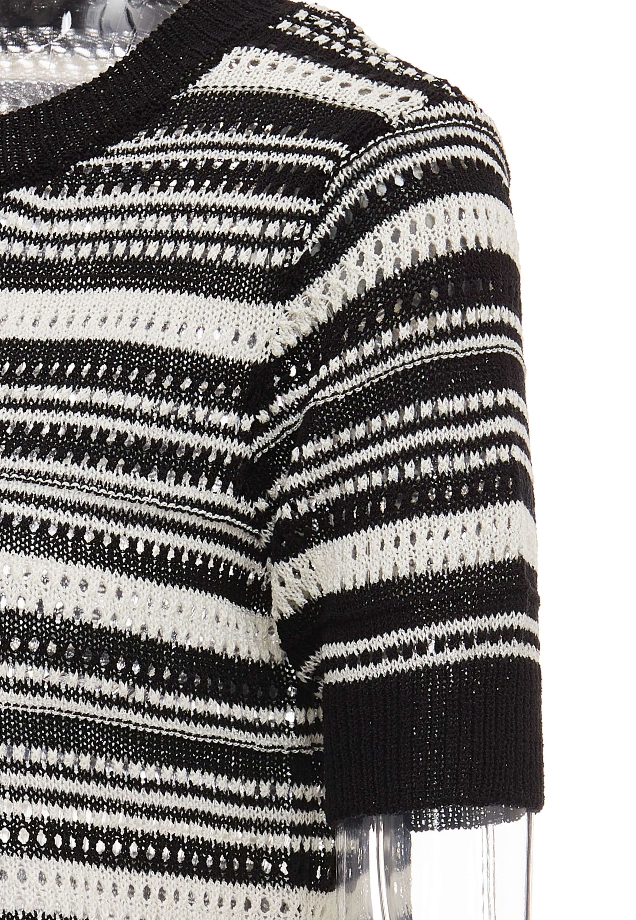 ESHA Sweater in Black