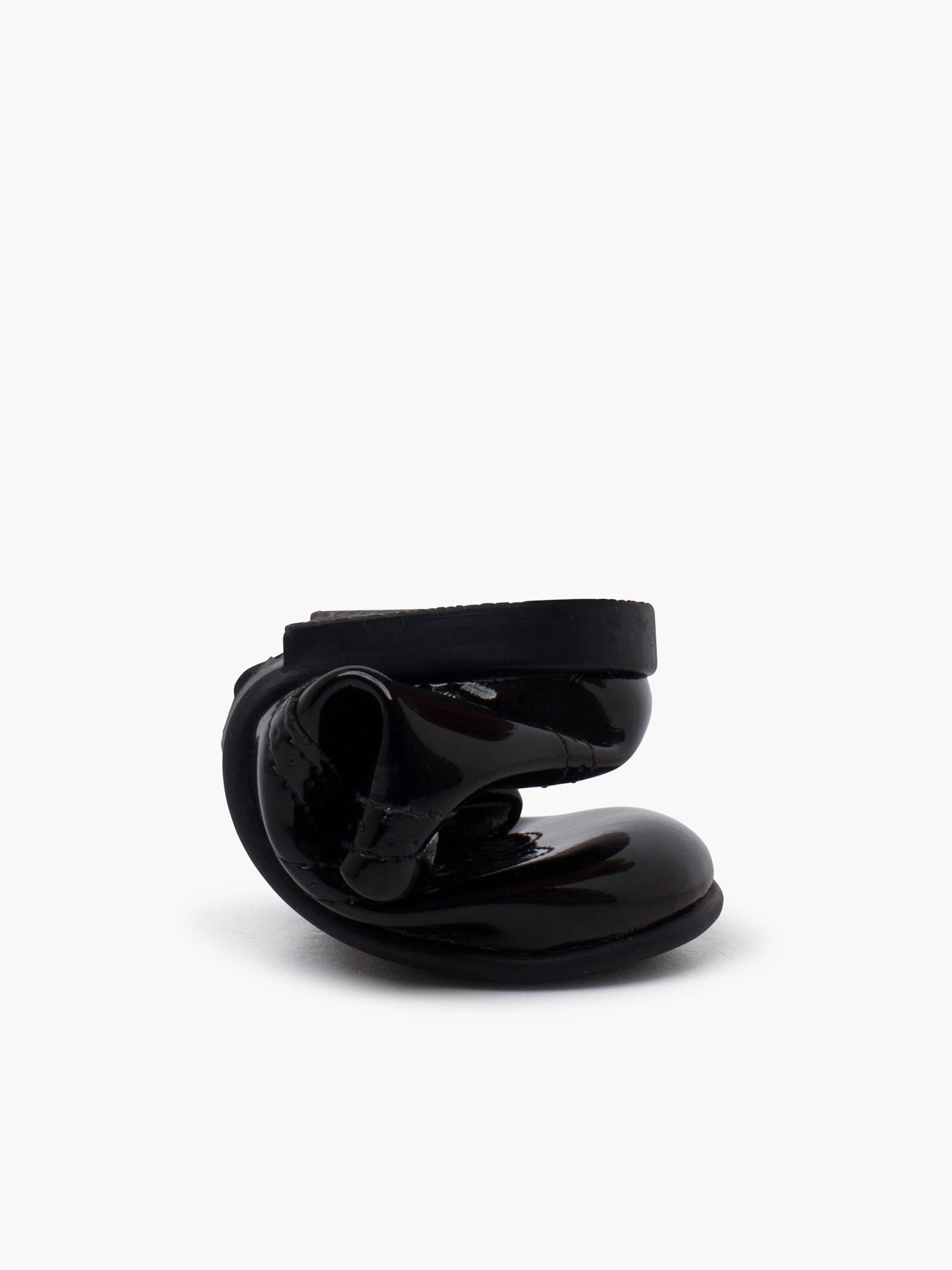 Pisamonas First-Step Shoes in Black