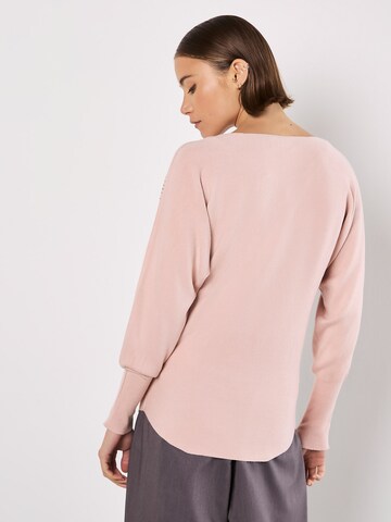 Aprico Sweater ' ' in Pink