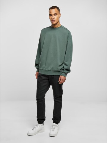 Urban Classics Sweatshirt in Groen