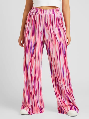 ONLY Carmakoma Wide leg Pants 'LISSETA' in Pink: front