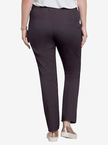 SHEEGO - Slimfit Calças chino em cinzento