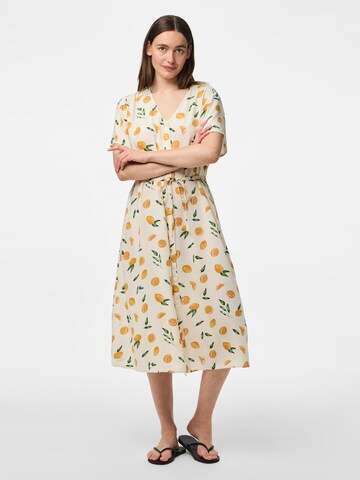 Robe 'Nya' PIECES en blanc : devant