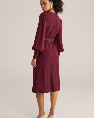 WE Fashion Платье в Красный